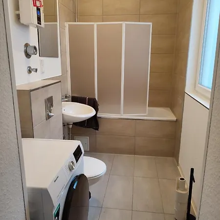 Ferienwohnung Monteurwohnung Messewohnung Krefeld 5 Personen Naehe Duesseldorf Eksteriør billede
