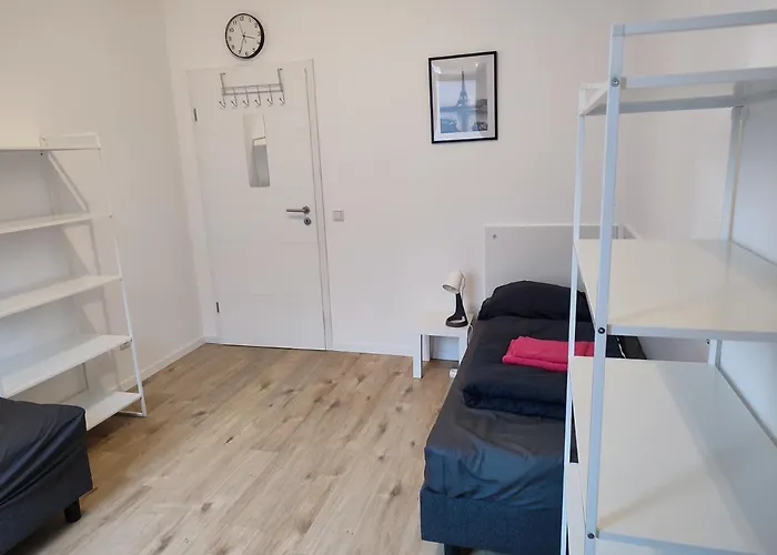 Ferienwohnung Monteurwohnung Messewohnung Krefeld 5 Personen Naehe Duesseldorf