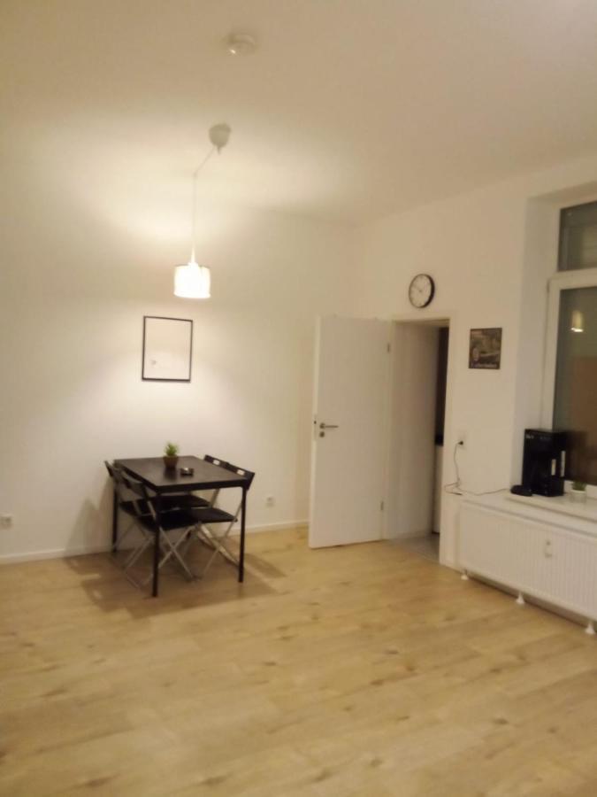 Monteurwohnung Messewohnung 5 Personen Naehe Duesseldorf Apartment Krefeld